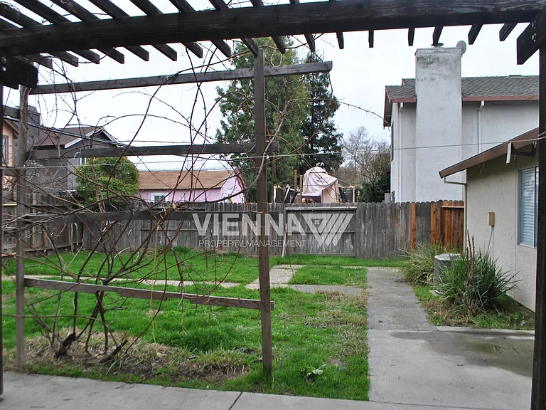 4073 N Country Dr — Photo 27