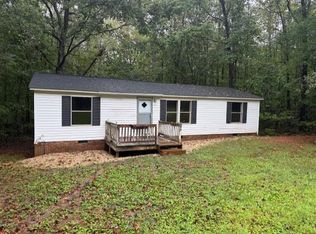 274 Rose Ln, Drakes Branch, VA 23937