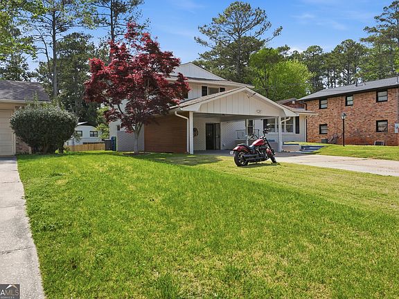 2nd image of 2125 Twin Falls Rd