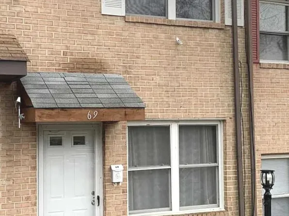 69 Park Vallei Ln #69, Brookhaven, PA 19015