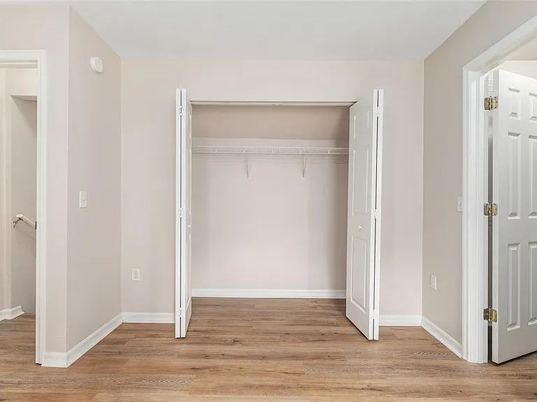 9755 SW 52nd Rd — Photo 31