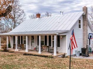 3597 Mule Skinner Ln, Elkton, VA 22827