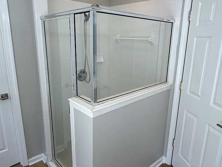 716 Mackenzie Cir — Photo 10