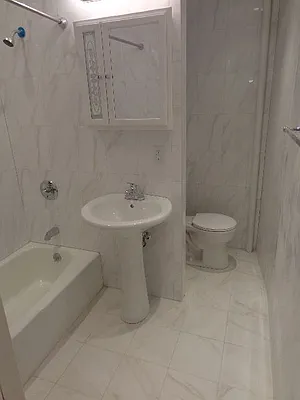 Rented by Blana LLC | media 17