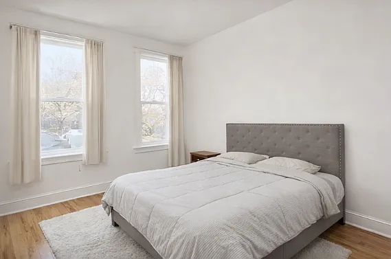 90 N Spring St #2 — Photo 2