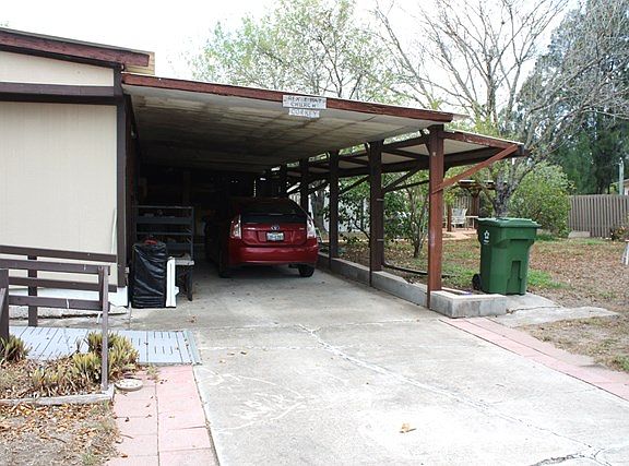 5th image of 301 Palmview Dr