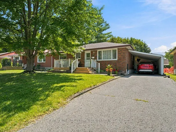 210 Union St, Greater Napanee, ON K7R 2W6