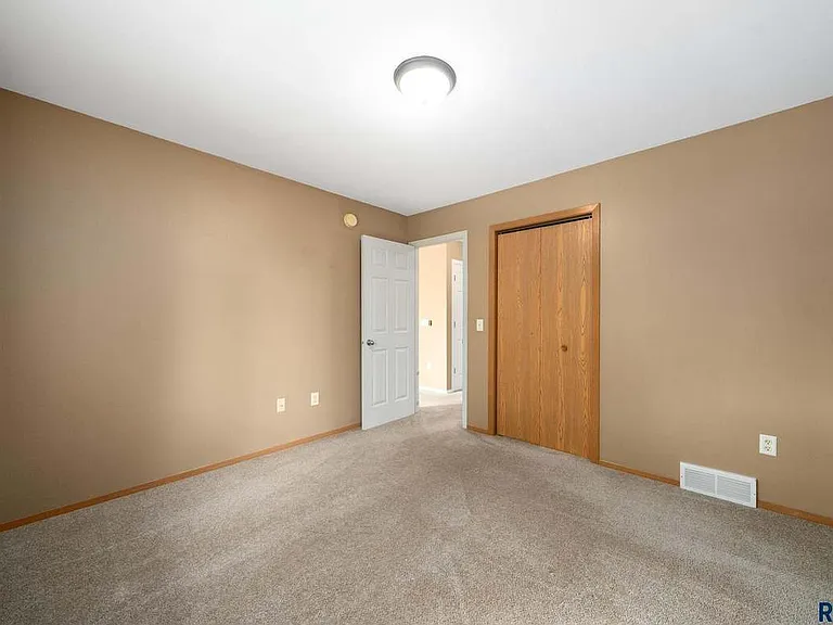 4508 W Antelope Dr — Photo 5
