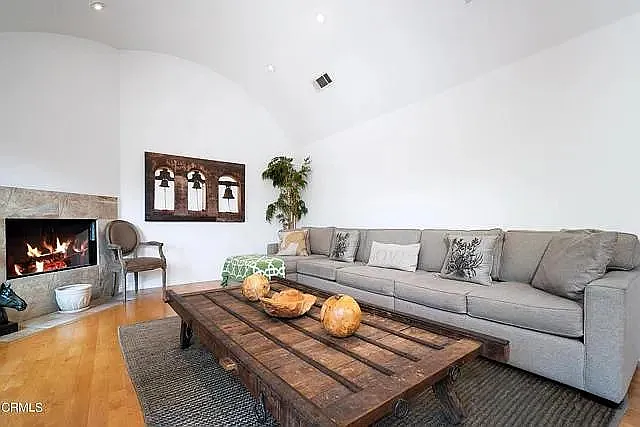 748 N La Jolla Ave #748 — Photo 2