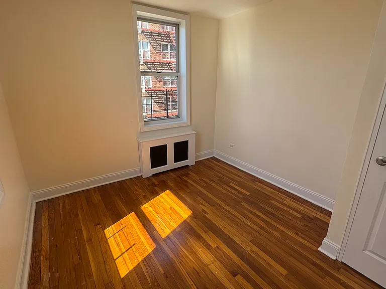 1445 Shore Pkwy #4H — Photo 7