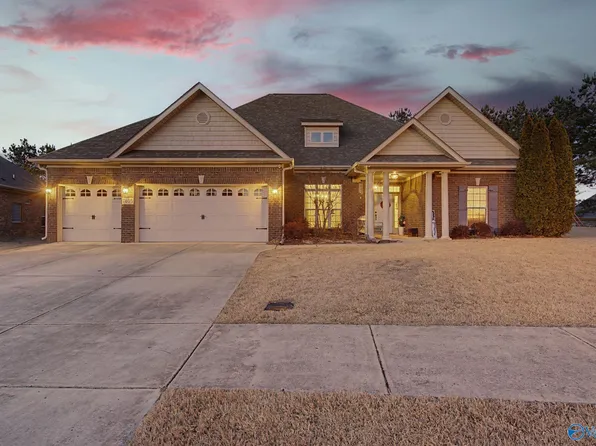 7405 Cobblefield Dr SE, Owens Cross Roads, AL 35763