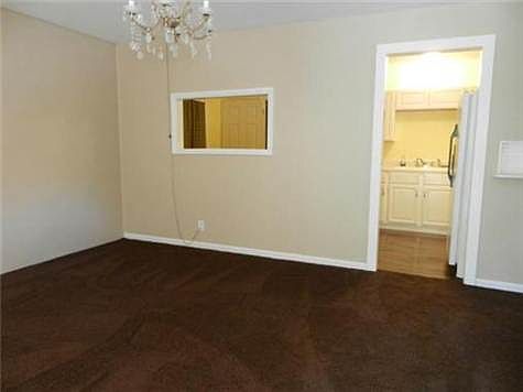 5th image of 1746 Brown Ave