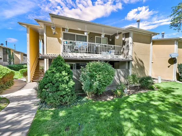 351 E Peach Ln, Bountiful, UT 84010