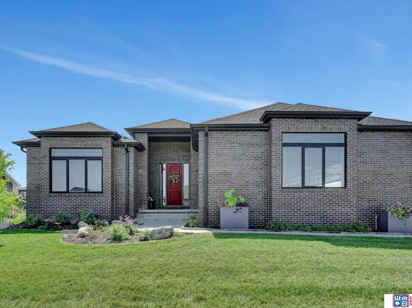 9601 Kruse Ave, Lincoln, NE 68526