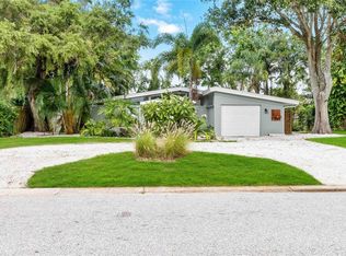 2277 Sunnyside Ln, Sarasota, FL 34239