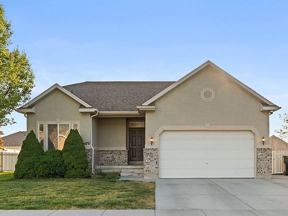 2nd image of 5479 N Windsor Way