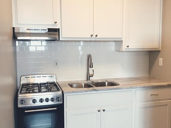 3rd image of 5617 Pennsylvania Ave N APT 1