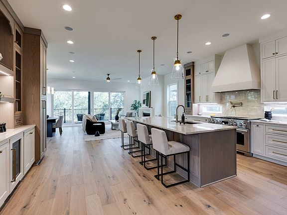 5th image of 6413 Ranchero Dr #A