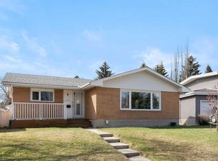 3228 S Breen Cres NW, Calgary, AB T2L 1S7