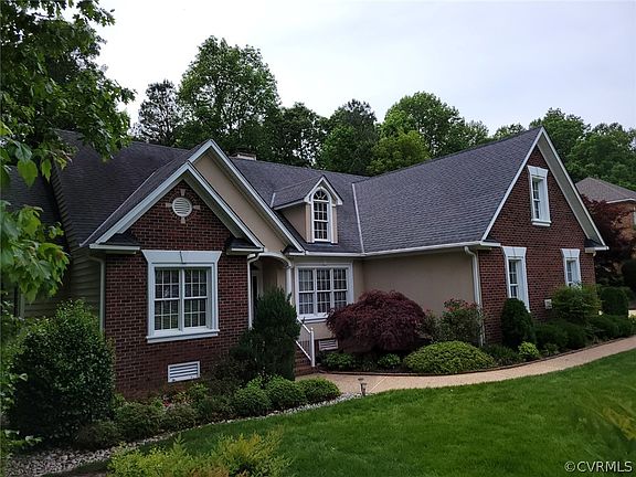 3rd image of 9225 Shelton Pointe Dr