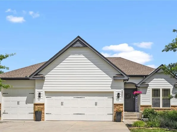 18501 Butternut St, Gardner, KS 66030
