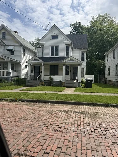 2153 W 96th St Photo 1