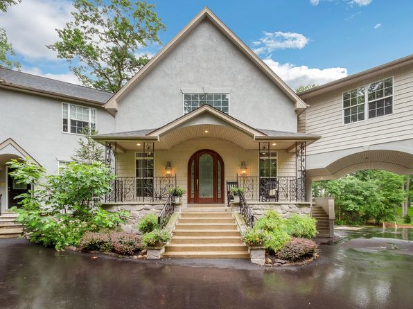 43 Deer Haven Dr