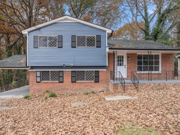 792 Magna Carta Dr NW, Atlanta, GA 30318
