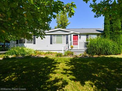 726 Amberwood St, Auburn Hills, MI, 48326