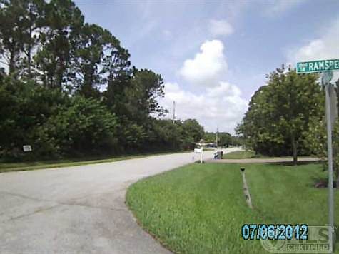 2nd image of 1374 SW Bartell Ave