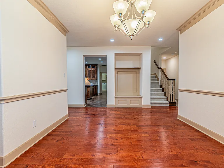 15097 Blakehill Dr — Photo 16