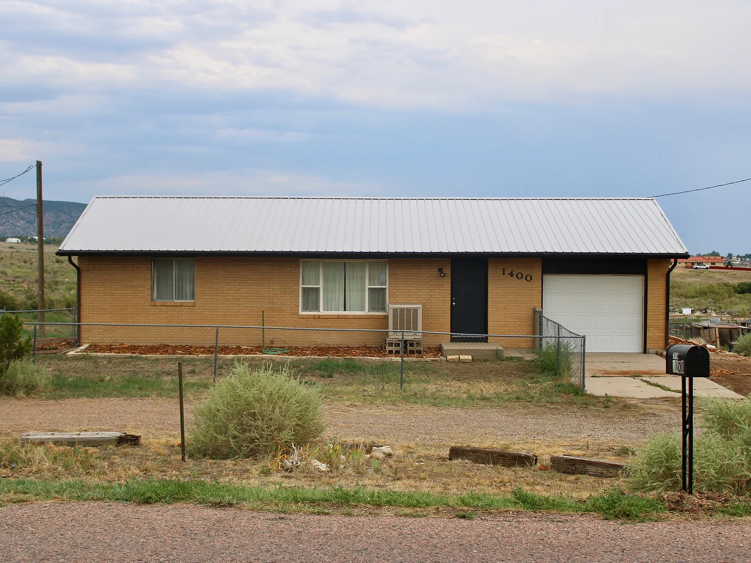 3 bed, 1152 sqft, $1,675 — Photo 1