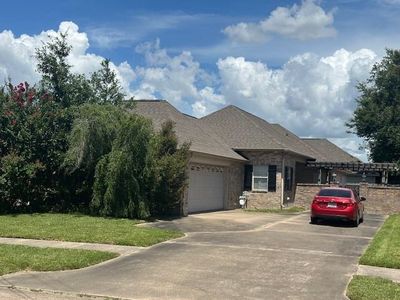 (Undisclosed Address), Lake Charles, LA, 70605