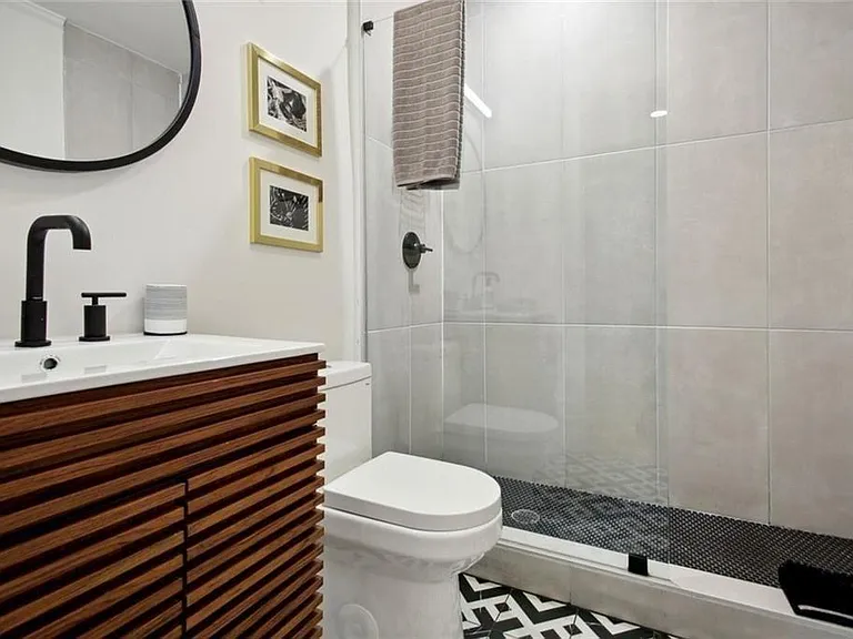 1720 Flagler Ave NE — Photo 20