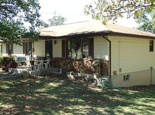 24231 Pine Tree Dr, Lebanon, MO 65536