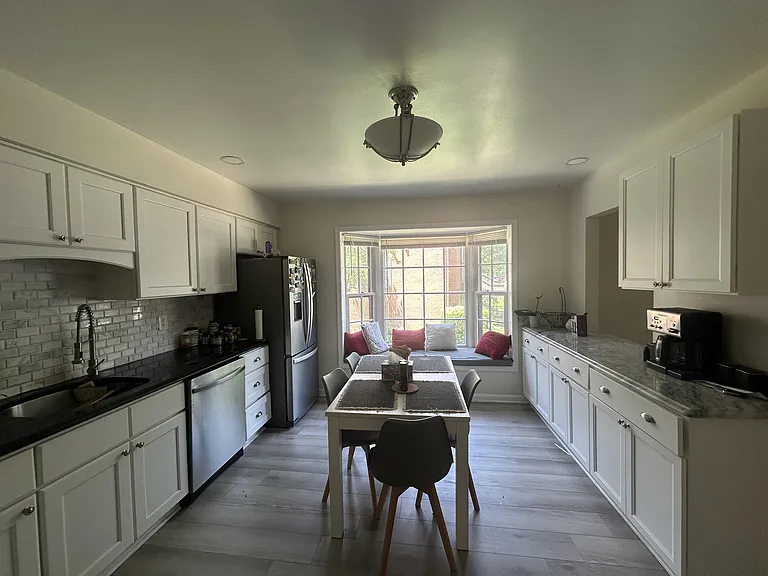 6012 Loganwood Dr — Photo 15