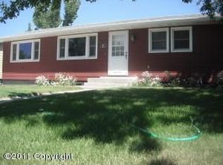 107 W Sunset Dr, Gillette, WY 82716
