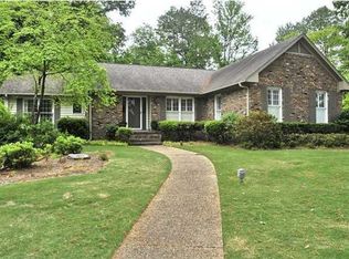 2528 Whetstone Rd, Vestavia, AL 35243