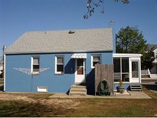 2nd image of 216 Norwood Ave