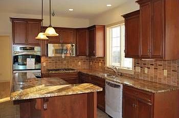 1st image of 47 Surrey Dr