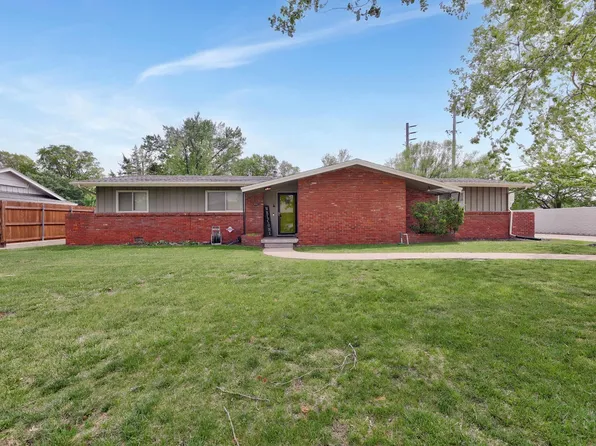8001 E Lynwood St, Wichita, KS 67207