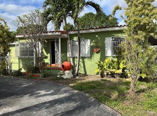 861 SE 10th St, Hialeah, FL 33010