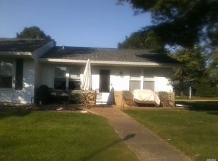 448 Arlington Dr UNIT A, Ridge, NY 11961