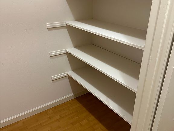 2nd image of 1405 Oak Grove Ave APT 202