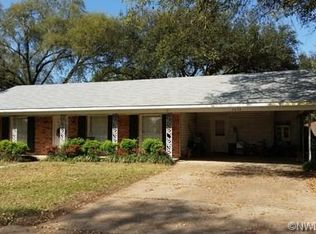 2046 Shadywood Ln, Shreveport, LA 71105