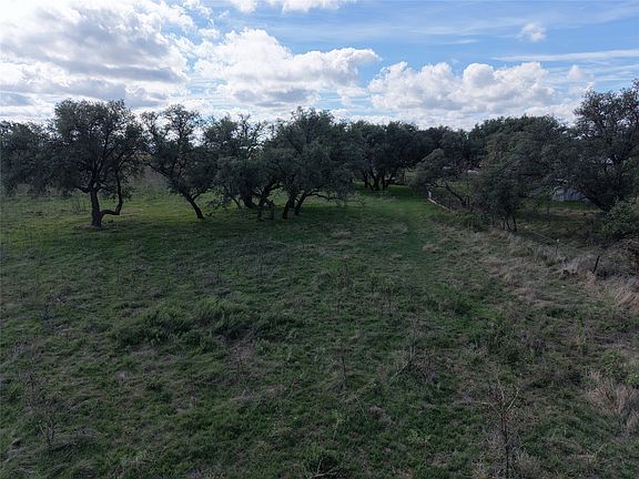 5th image of 339 County Rd