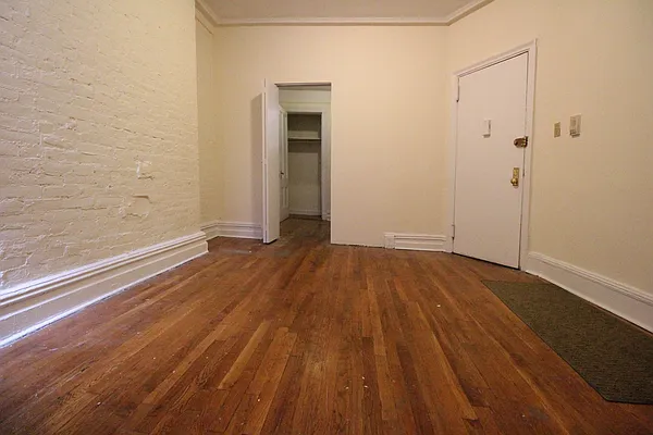 Rented by Luxor Homes & Investment Realty | media 13