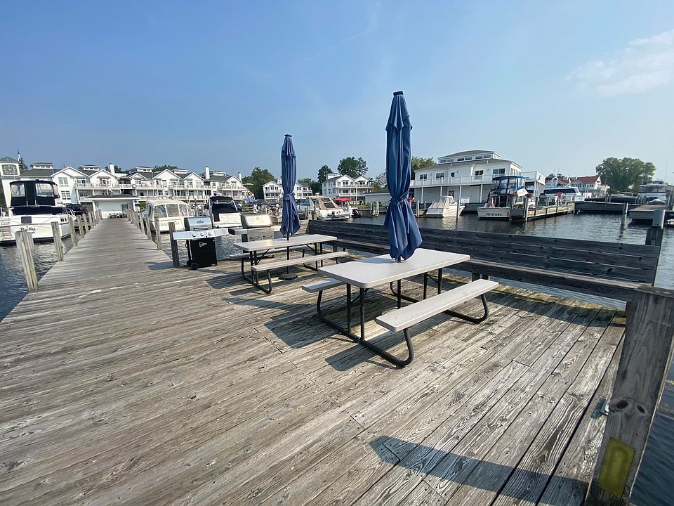 8542 Ellenwood Dr Montague MI Zillow