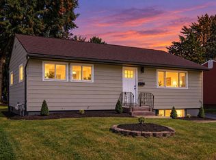 3594 Liv Moor Dr, Columbus, OH 43227