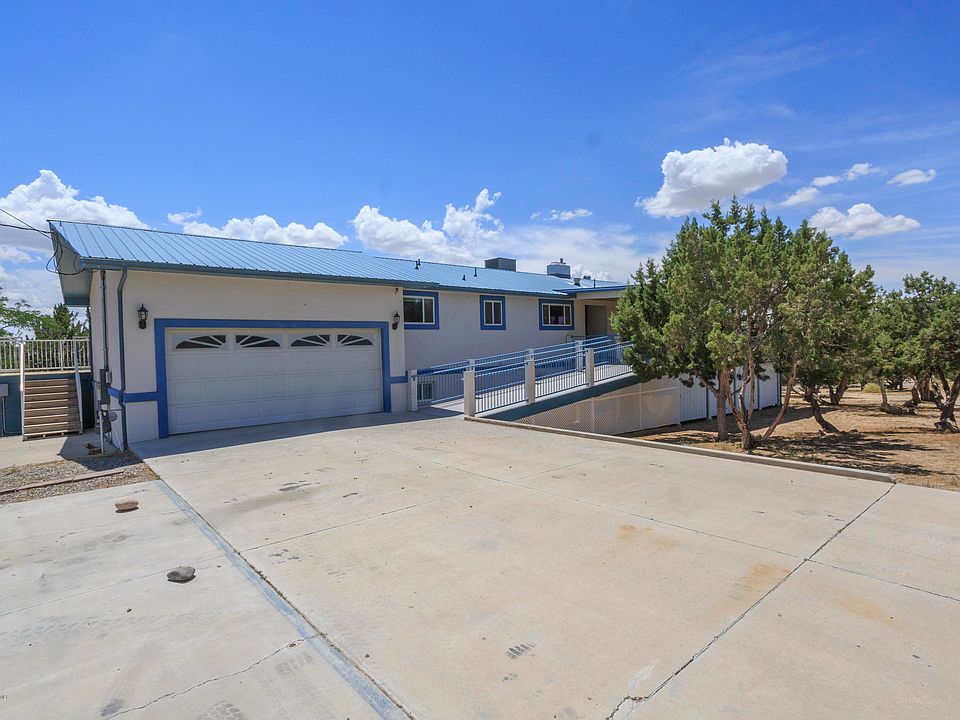 1st image of 6213 Foothills Dr